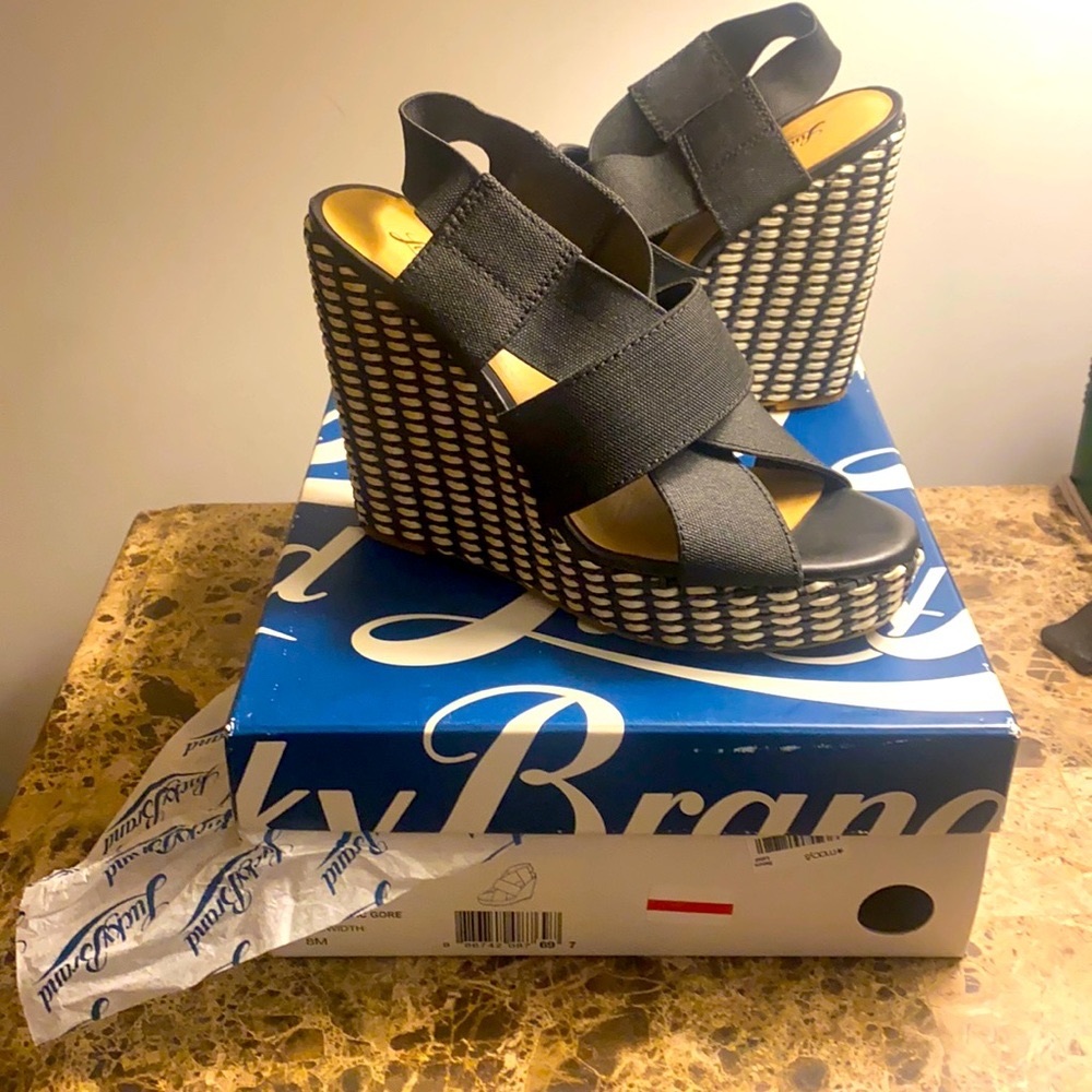 Women’s Wedge “Lucky Brand” Sandals (NEW)